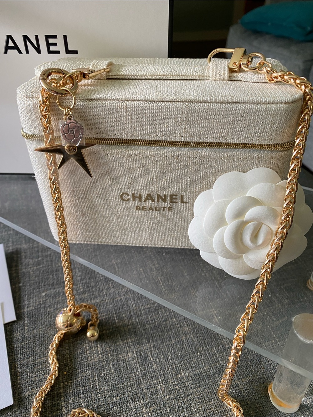Chanel Cream and Gold Tweed Vanity Case